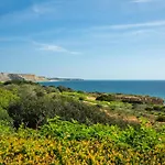 The Oceanfront Vr106
