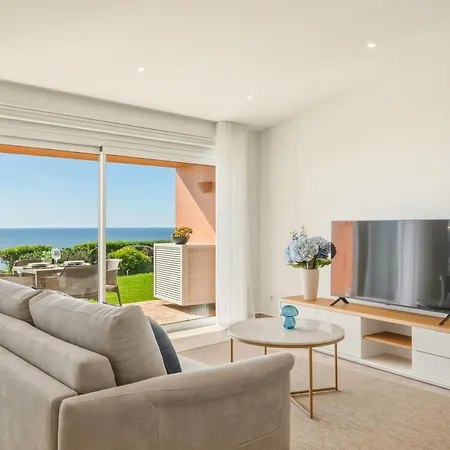 The Oceanfront Vr106 *