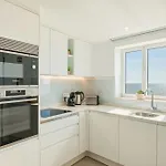 The Oceanfront Vr106 Luz