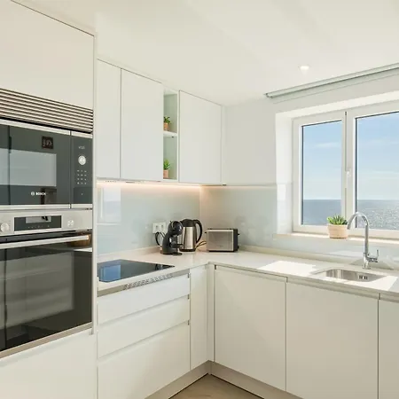 The Oceanfront Vr106 Luz