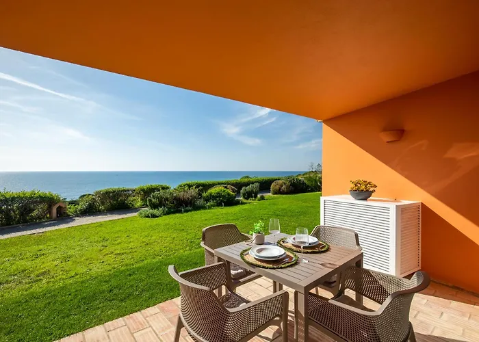 The Oceanfront Vr106 Apartment